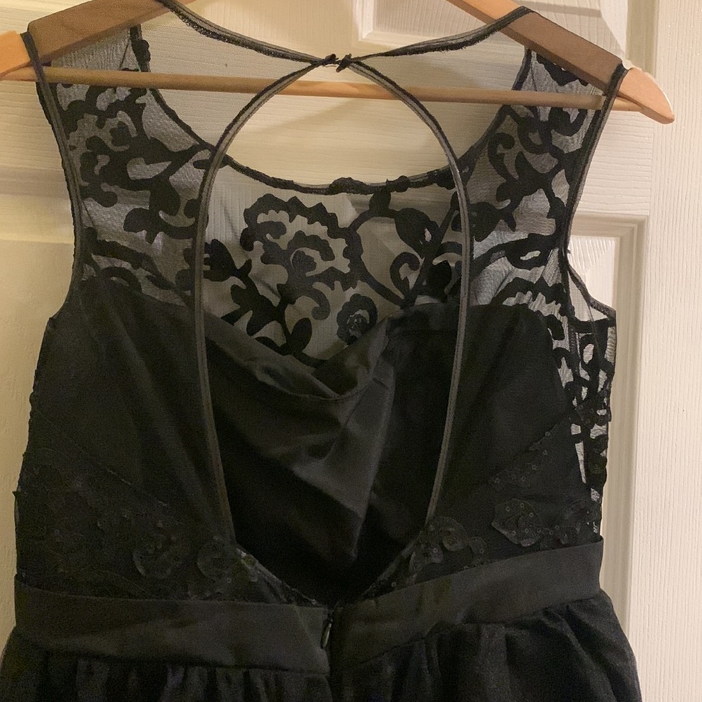 Formal open back dress beaded - Picture 6 of 11